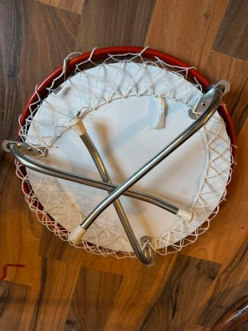 Vintage Poppenbox / Knuffelmand / wolmand beschikbaar voor biedingen