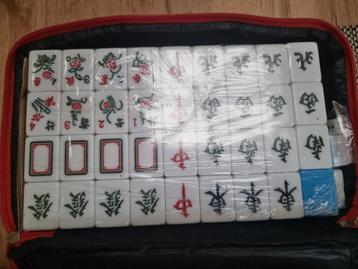 Mahjong set beschikbaar voor biedingen