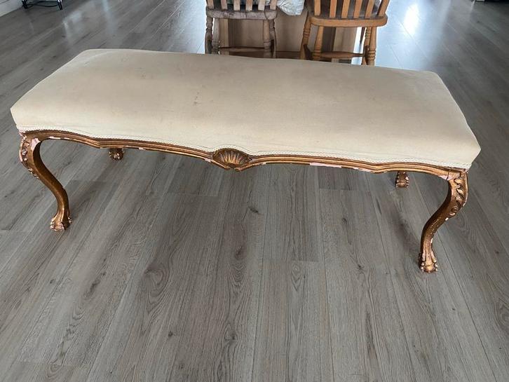 Antieke voetenbank - Opknapper met potentie!, Huis en Inrichting, Banken | Voetenbanken en Poefen, Gebruikt, Minder dan 50 cm