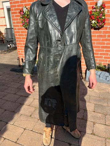 Leren jas beschikbaar voor biedingen