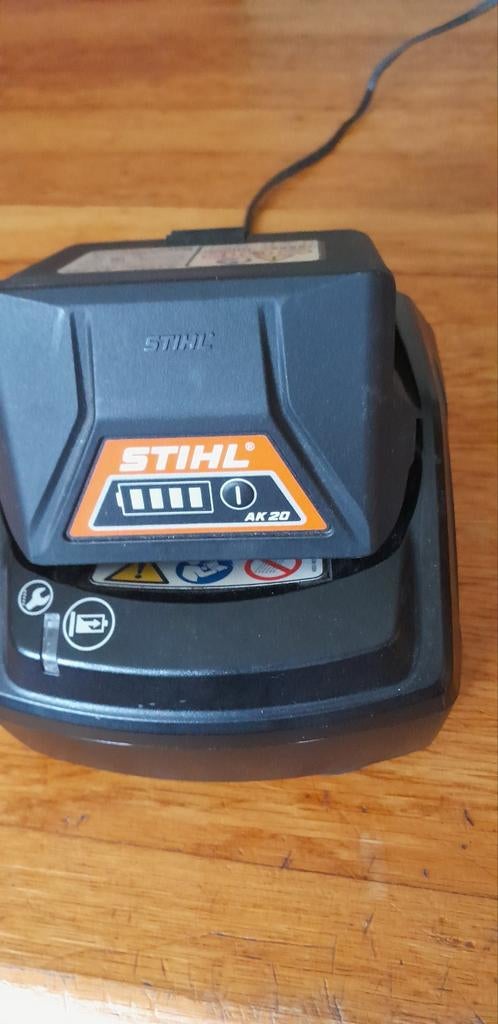 Bosmaaier & Grasmaaier met Accu - 1 Jaar Gebruikt, Stihl, Gebruikt, Accu, Ophalen of Verzenden