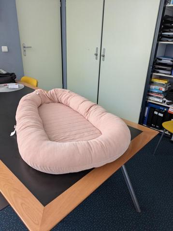 babynest beschikbaar voor biedingen