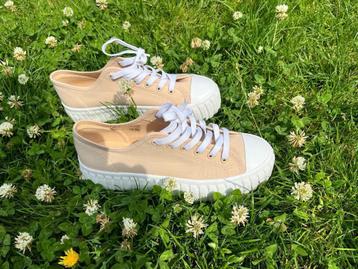 Zomer sneakers / gympen hoge zool | H&M (39) beschikbaar voor biedingen