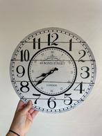 Wandklok BONDSTREET WHITE VILLAGE, Huis en Inrichting, Woonaccessoires | Klokken, Ophalen of Verzenden, Gebruikt, Analoog, Wandklok