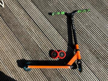 Slamm Stuntstep - Klaar voor Tricks! beschikbaar voor biedingen
