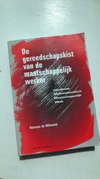 De gereedschapskist van de maatschappelijk werker, Ophalen of Verzenden, Zo goed als nieuw, H.J. de Mönnink