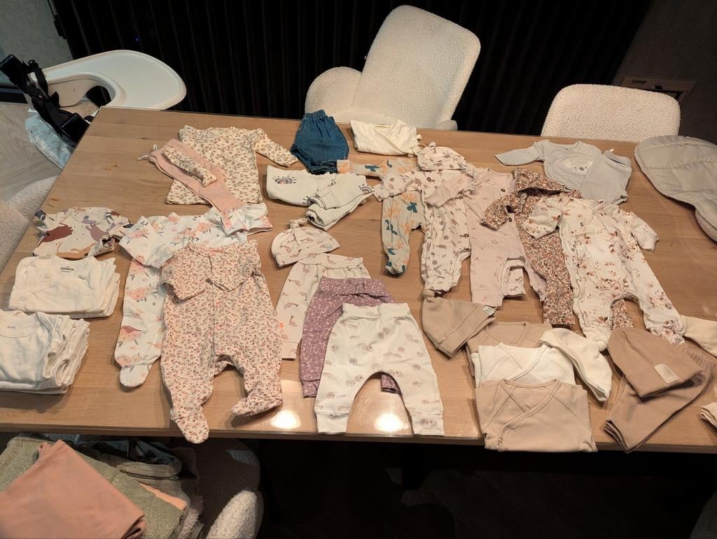 Mooi en groot kledingpakket meisje maat 56 met Moms & mini's, Ophalen, Zo goed als nieuw, Maat 56