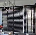 Houten jaloezieen zwart, Huis en Inrichting, Stoffering | Gordijnen en Lamellen, Ophalen of Verzenden, Zo goed als nieuw, Zwart