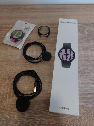 Super nette Samsung Galaxy Watch6 (LTE / 40mm) beschikbaar voor biedingen