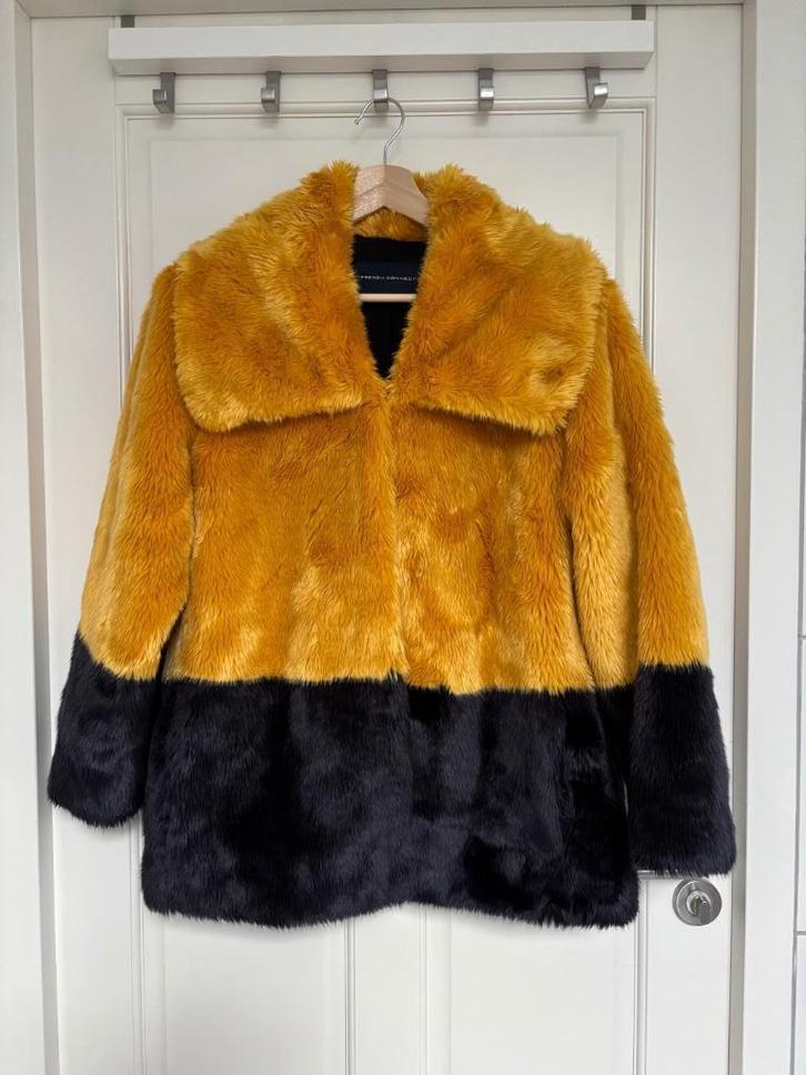 French Connection Teddy Coat - maat S, Kleding | Dames, Jassen | Winter, Zo goed als nieuw, Maat 36 (S), Geel, Ophalen of Verzenden