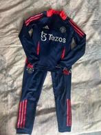 Manchester United Tiro 24 trainingspak maat 140, Ophalen of Verzenden, Adidas, Sport- of Zwemkleding