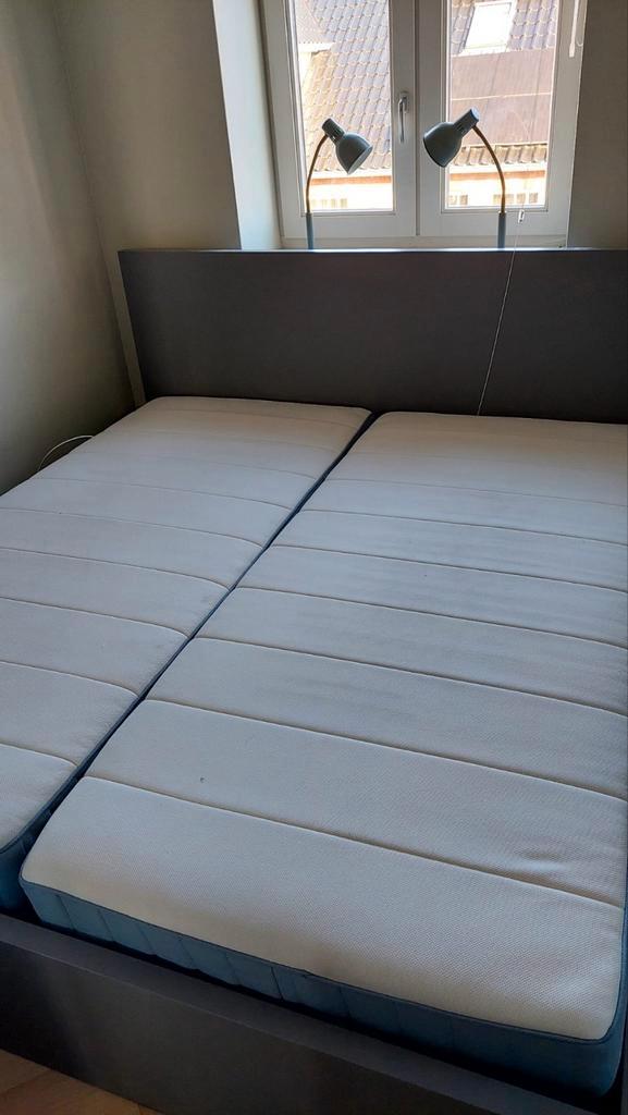 Ikea Malm bed 180x200 incl bedbodems+4 lades,excl matrassen, Huis en Inrichting, Slaapkamer | Slaapbanken, Zo goed als nieuw, 180 cm
