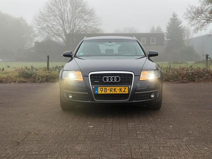 Audi A6 3.2 FSI 188KW Avant Quattro AUT 2005 Grijs, Auto's, Audi, Bedrijf, A6, 4x4, ABS, Airbags, Airconditioning, Boordcomputer