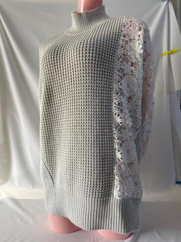 French Connection trui met kant, maat M beschikbaar voor biedingen