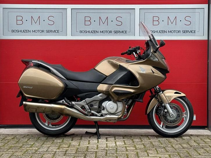 HONDA NT 700 V DEAUVILLE ABS (bj 2006), Motoren, Motoren | Honda, Bedrijf, Toermotor, meer dan 35 kW, 2 cilinders, Motorrijbewijs A