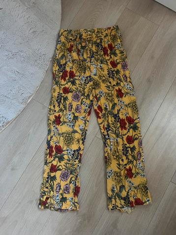 Broek costes beschikbaar voor biedingen