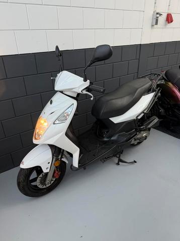 Sym Orbit 2 4Takt 45km 2011 Bromscooter ( Vespa Zip ) beschikbaar voor biedingen