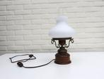 Brocante tafellamp, model olielamp, Antiek en Kunst, Curiosa en Brocante, Ophalen of Verzenden