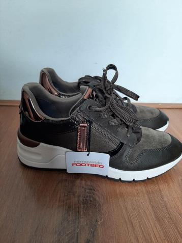 Tamaris dames sneakers mt 38, nieuw! beschikbaar voor biedingen