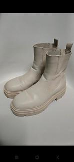 NewYorker Laarzen Maat 39, Beige, Lage of Enkellaarzen, Ophalen of Verzenden, Zo goed als nieuw
