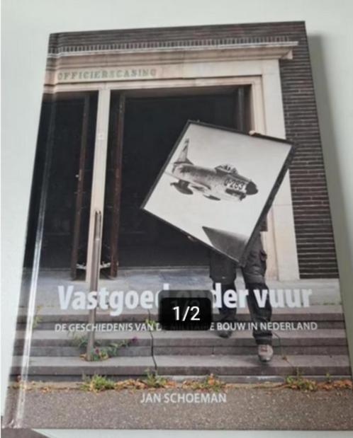 Jan Schoeman - Vastgoed onder vuur, Boeken, Oorlog en Militair, Zo goed als nieuw, Ophalen of Verzenden