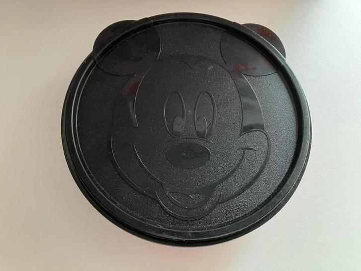 Mickey Disney Tupperware opbergbakje rond zwart rood, Huis en Inrichting, Keuken | Tupperware, Gebruikt, Overige typen, Rood, Ophalen of Verzenden