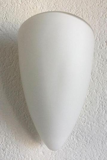 2x Wandlamp wand lamp melkglas beschikbaar voor biedingen