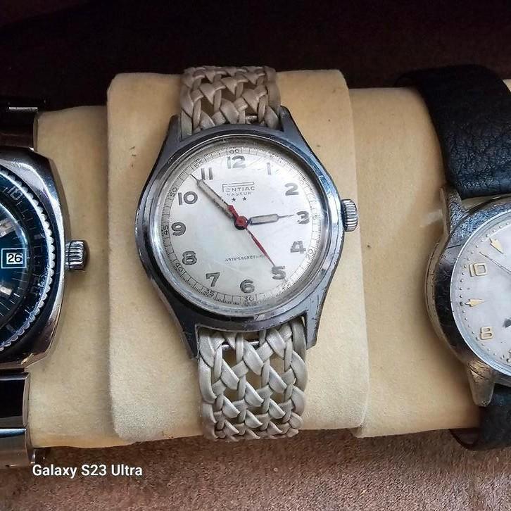 Pontiac Nageur, Sieraden, Tassen en Uiterlijk, Sporthorloges, Gebruikt, Android, Zwart, Ophalen of Verzenden