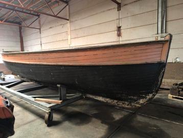 Marine sloep hout renovatie project beschikbaar voor biedingen