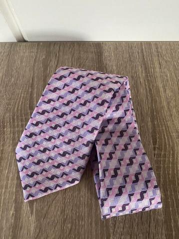 Hugo Boss stropdas 100% zijde beschikbaar voor biedingen