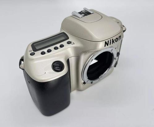 Nikon F50 body, Audio, Tv en Foto, Fotocamera's Analoog, Zo goed als nieuw, Spiegelreflex, Nikon, Ophalen of Verzenden