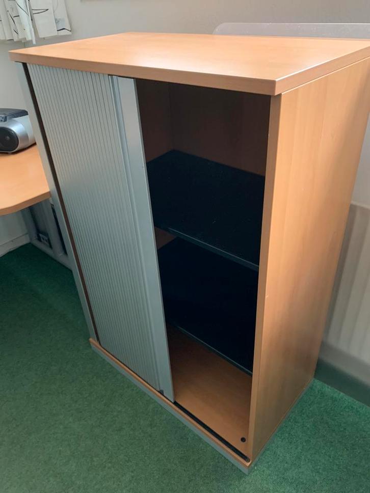 Werndl-Zilvergrijs/Beuken bureau roldeur kast, Huis en Inrichting, Kasten | Roldeurkasten en Archiefkasten, Zo goed als nieuw
