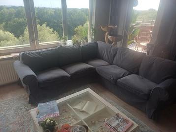  Te koop: Grijze Ektorp hoekbank van IKEA — super comfy &  beschikbaar voor biedingen