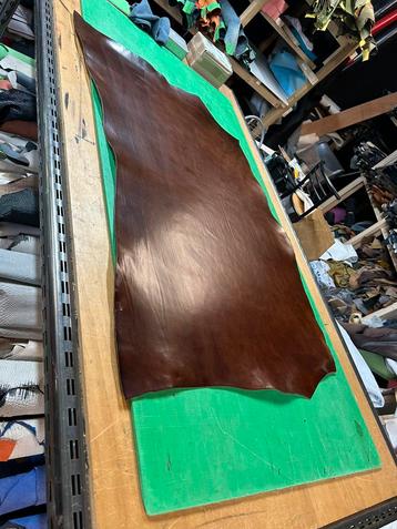 Cognac kleur tuigleer 2,5 mm dikte half soepel beschikbaar voor biedingen