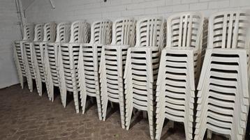 Grote partij Bistro Stoelen Wit - Stapelbaar beschikbaar voor biedingen