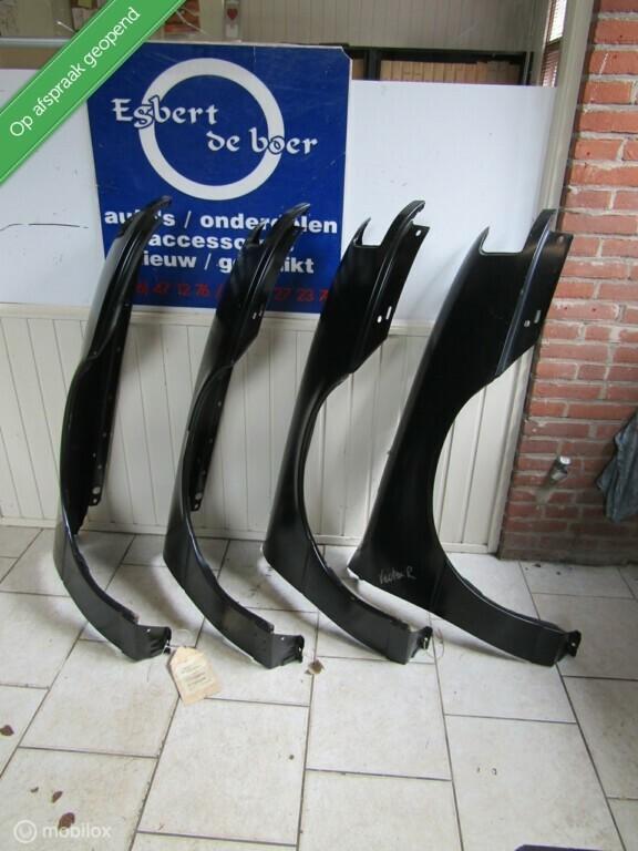 4x  rechter voorscherm spatbord Opel Vectra A bj '89 t/m '94, Auto-onderdelen, Carrosserie en Plaatwerk, Opel, Gebruikt, Ophalen of Verzenden