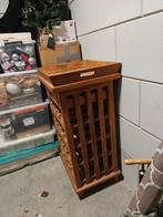 Wijnkast met dienblad en lade, Ophalen