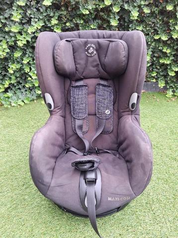 Maxi-Cosi Axiss autostoel (9-18 kg), draaibaar, met boekje beschikbaar voor biedingen