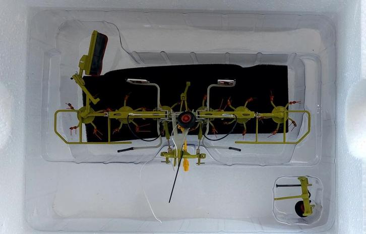 Claas Volto 60 Schudder, Hobby en Vrije tijd, Modelauto's | 1:32, Zo goed als nieuw, Tractor of Landbouw, Overige merken, Ophalen of Verzenden