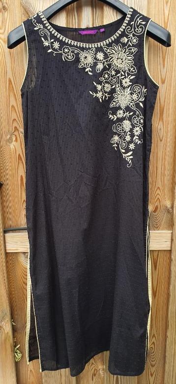 Zwart luchtig jurkje van Srishti maat M beschikbaar voor biedingen