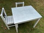 Houten kindertafel met twee stoelen, Kinderen en Baby's, Kinderkamer | Tafels en Stoelen, Ophalen, Gebruikt, Tafel(s) en Stoel(en)