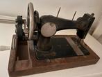Antieke naaimachine, Antiek en Kunst, Antiek | Naaimachines, Ophalen