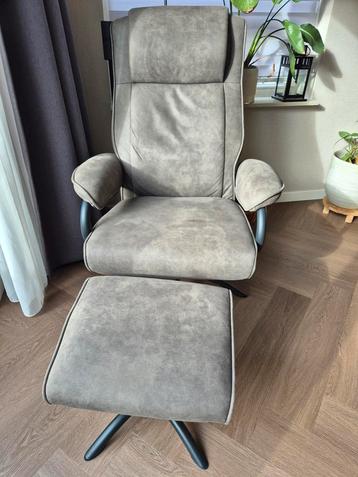 Comfortabele Relax Fauteuil met Voetenbank beschikbaar voor biedingen