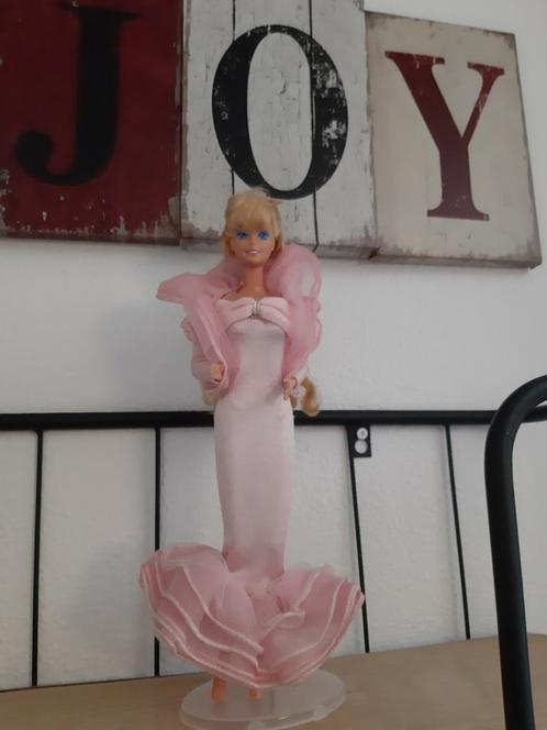 Barbie pretty perfume van Mattel '80, Verzamelen, Poppen, Zo goed als nieuw, Pop, Ophalen of Verzenden