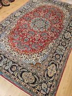 Vintage handgeknoopt perzisch tapijt isfahan 310x197, Info@SlatsAntiek.nl, Perzisch, 150 tot 200 cm, 200 cm of meer