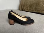 dames pump Jonny's zwart suede 35, Pumps, Ophalen of Verzenden, Zo goed als nieuw, Jonny's