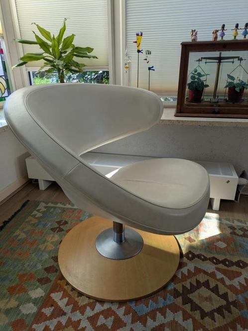Peel Club Creme Leder Beukenhouten Voet Stokke Varier, Huis en Inrichting, Fauteuils, Gebruikt, Hout, Leer, Metaal, Ophalen