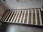 1 persoons bed, Huis en Inrichting, Slaapkamer | Bedden, Ophalen, Eenpersoons, Zo goed als nieuw, 200 cm