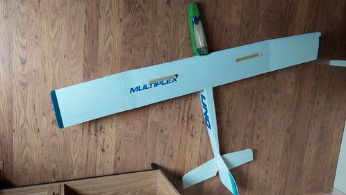 UNO Multiplex   rc vliegtuig, Hobby en Vrije tijd, Modelbouw | Radiografisch | Vliegtuigen, Gebruikt, Nitro, Ophalen