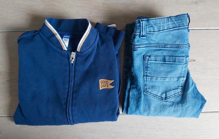 Okaïdi vest donker blauw, Hema spijkerbroek regular fit -140, Kinderen en Baby's, Kinderkleding | Maat 140, Zo goed als nieuw